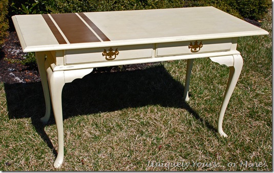 Painted sofa table Daffodil yellow 