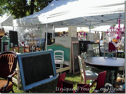 Lucketts Spring Market