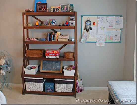 vintage shelf organizer