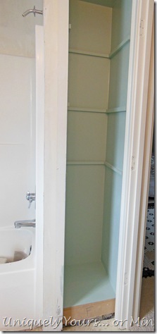 Palladian Blue painted linen nook