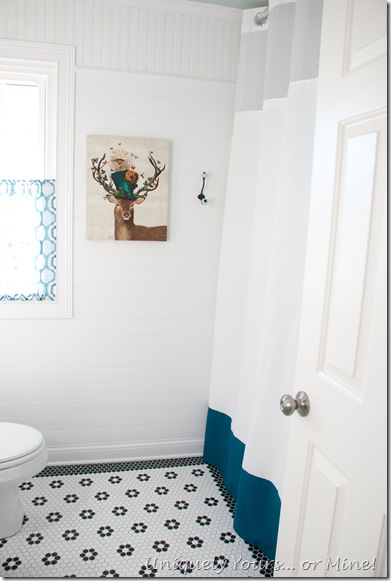 DIY traditional black and white bathroom renovation